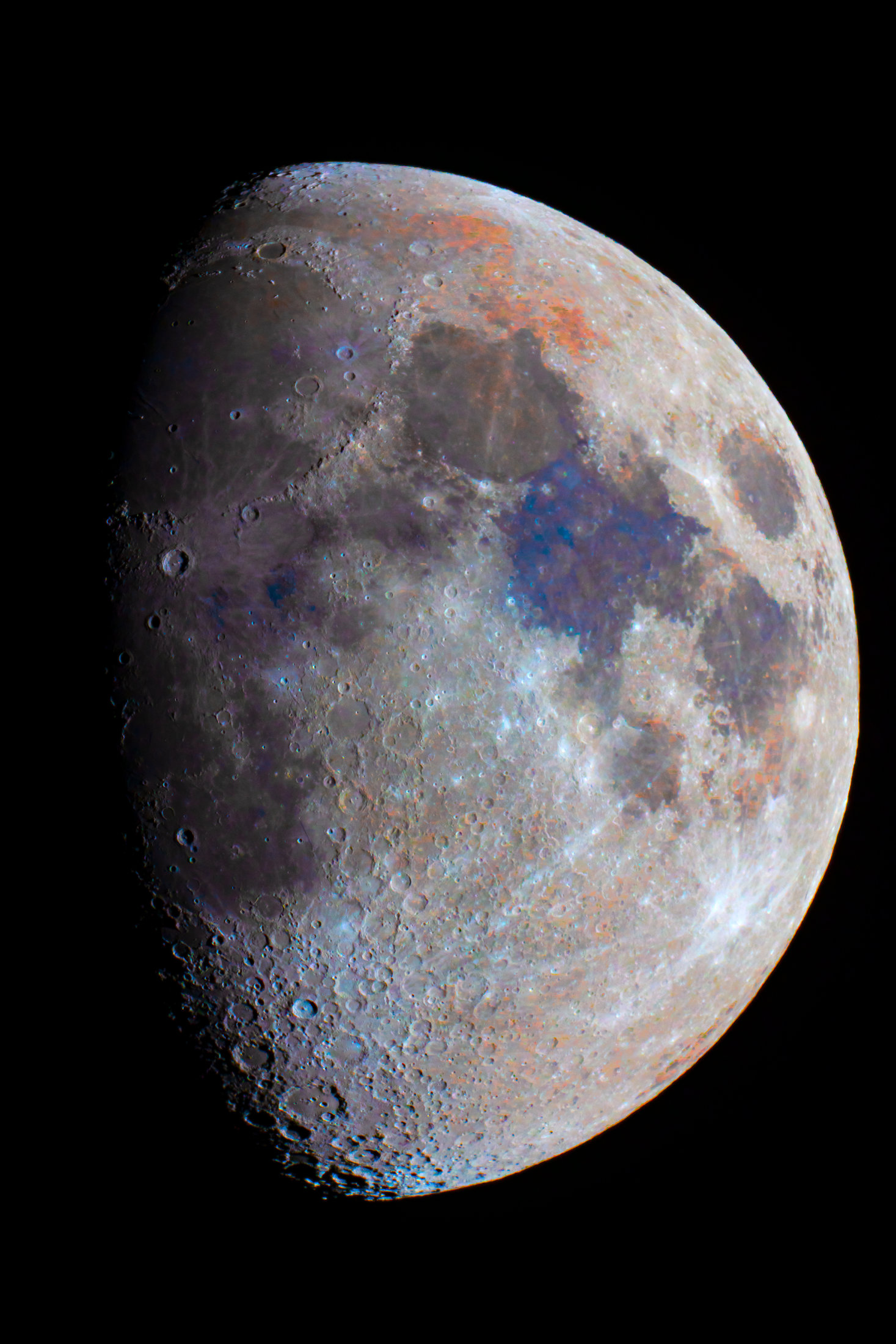 Luna creciente a color - Carlos Uriarte